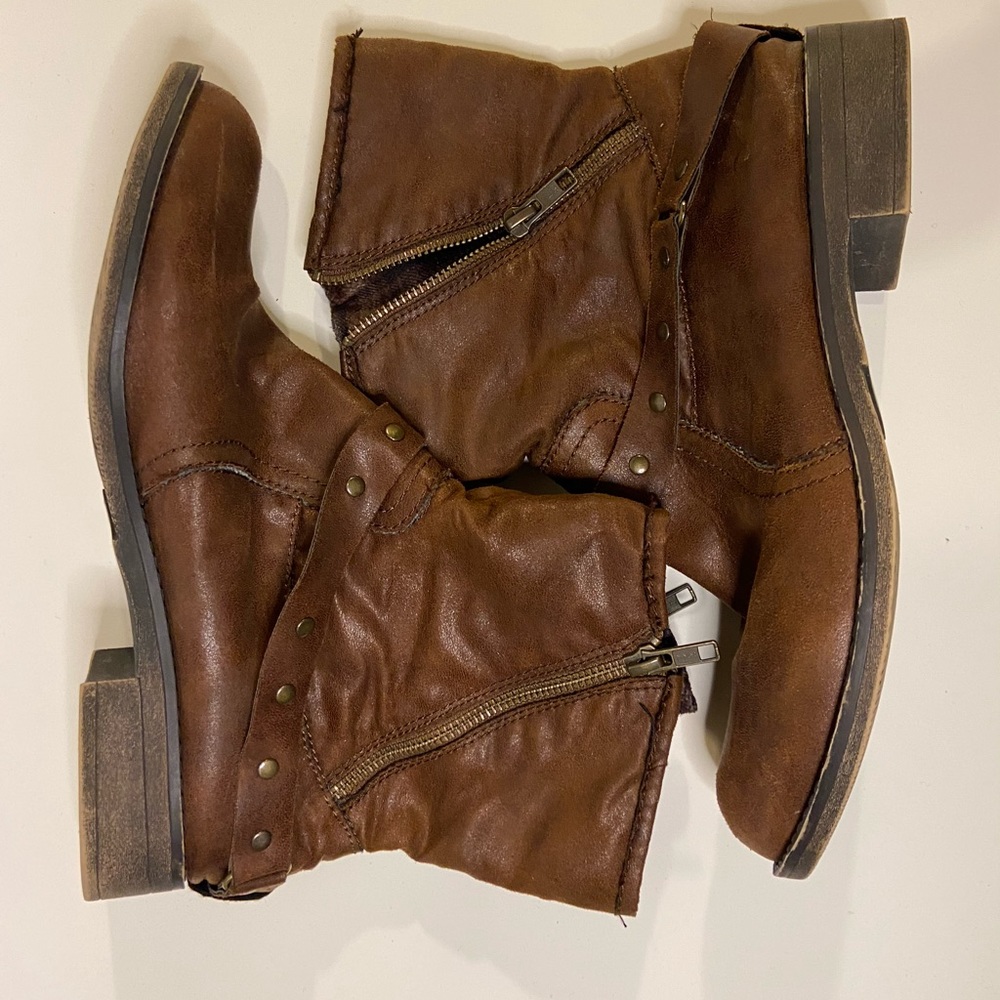 Nine West Brown Faux Leather Booties